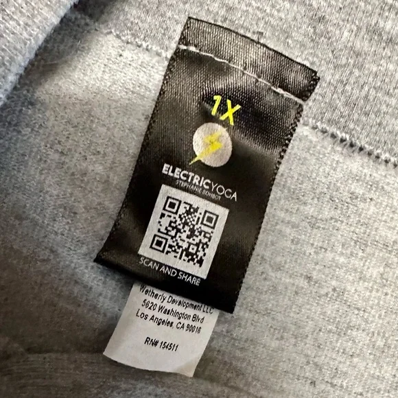 Women's Electric Yoga Leggings - ribbed light gray/stretchy Sz 1X - EGUC - Picture 3 of 4